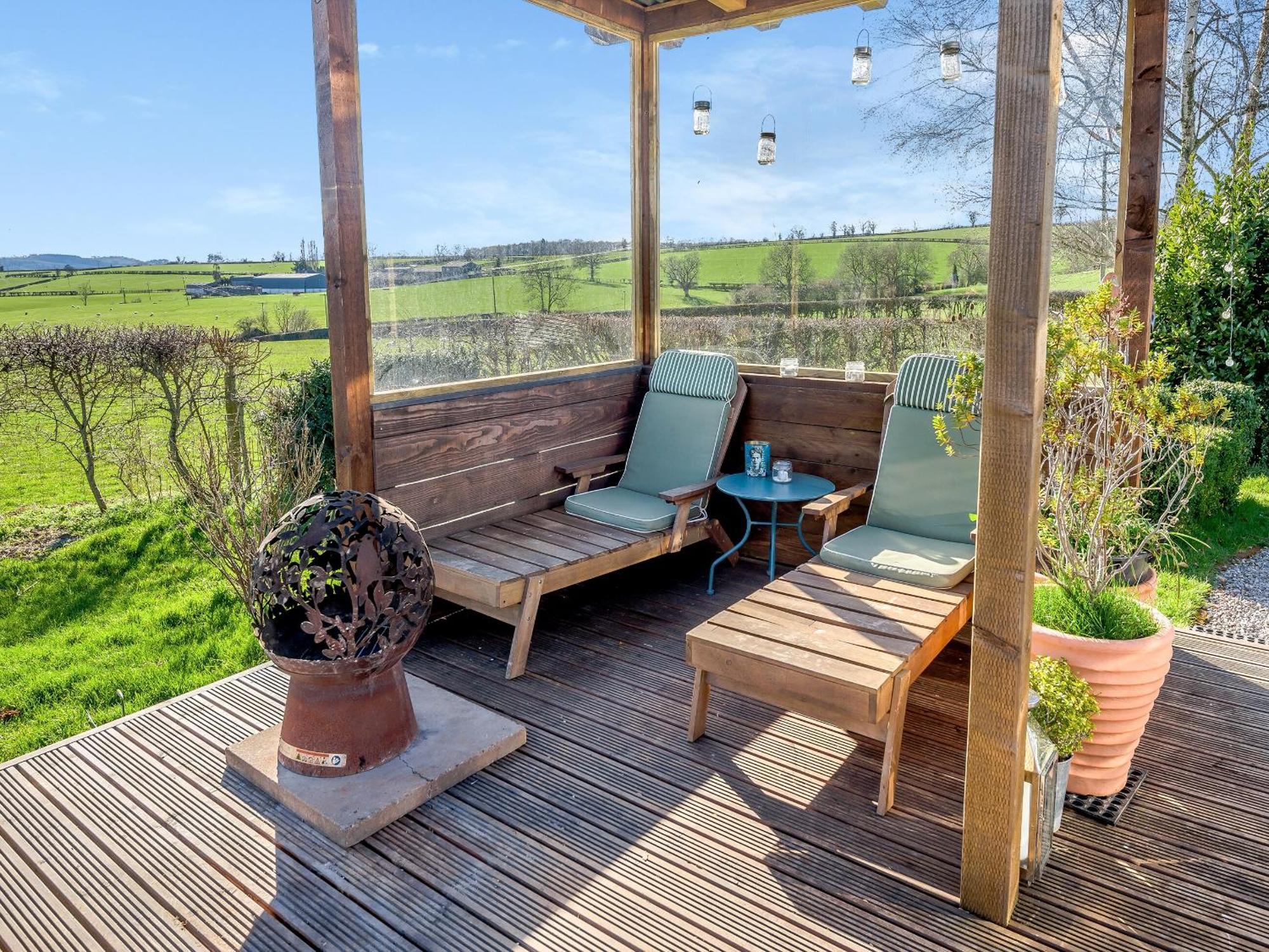 Marilyn Meadows Villa St Weonards Luaran gambar